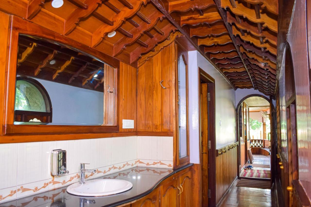 Willa Rajahamsam Houseboat Kumarakom Zewnętrze zdjęcie
