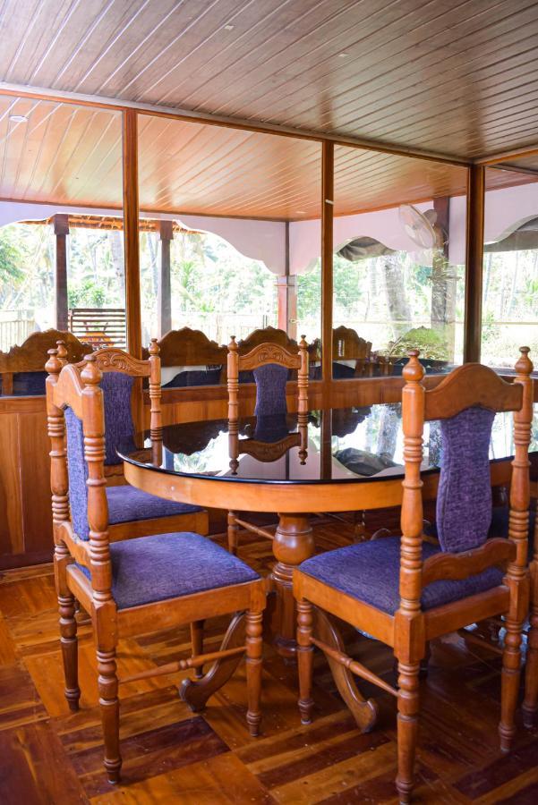 Willa Rajahamsam Houseboat Kumarakom Zewnętrze zdjęcie